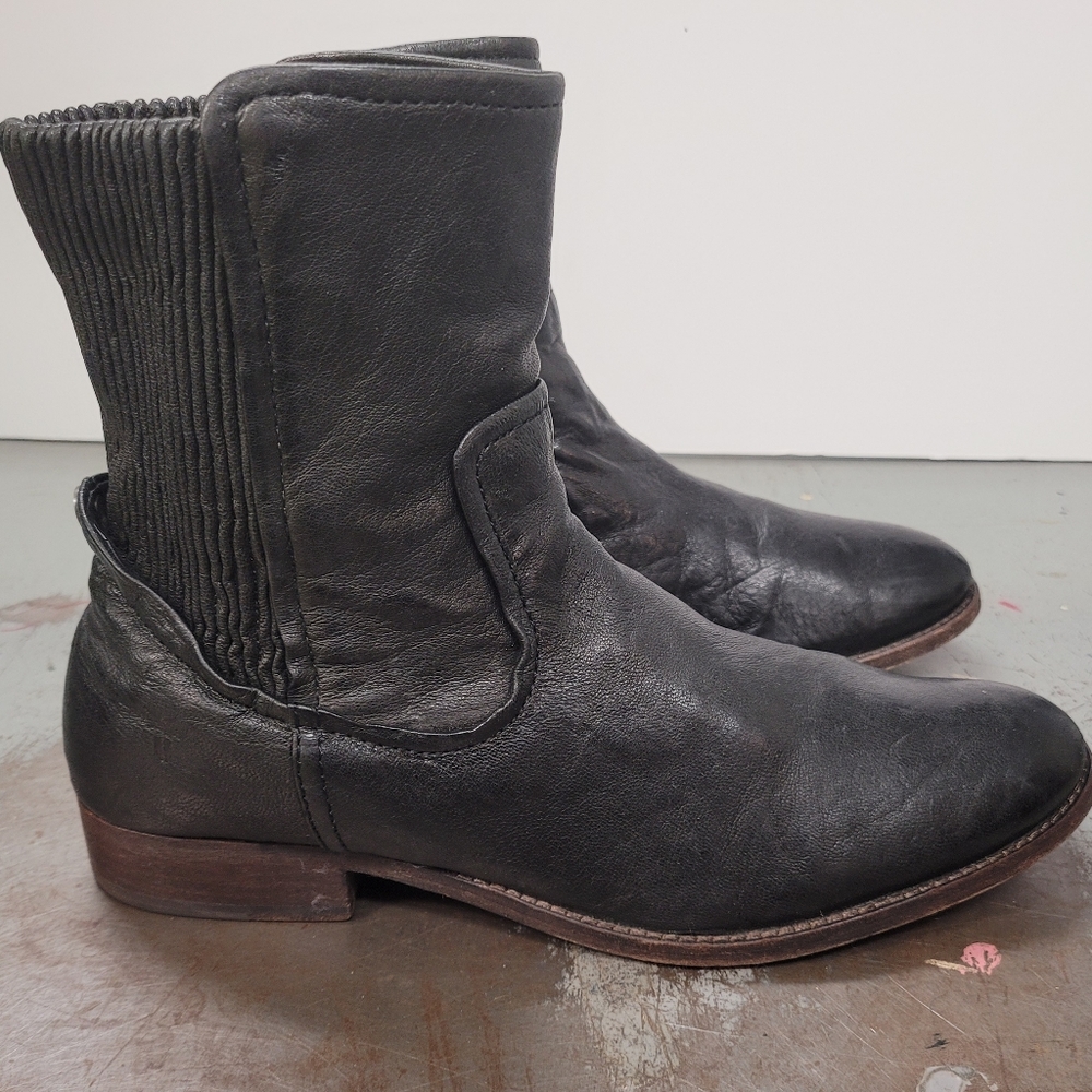 SALE! FRYE MELISSA SCRUNCH BOOTS SHORT BLACK LEATHER  WOMEN'S SZ 10